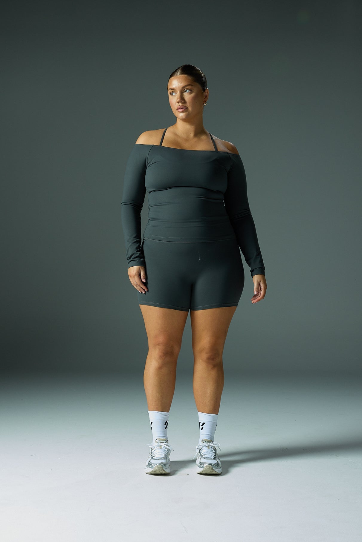 YK Move Sculpt 5" Shorts | Charcoal