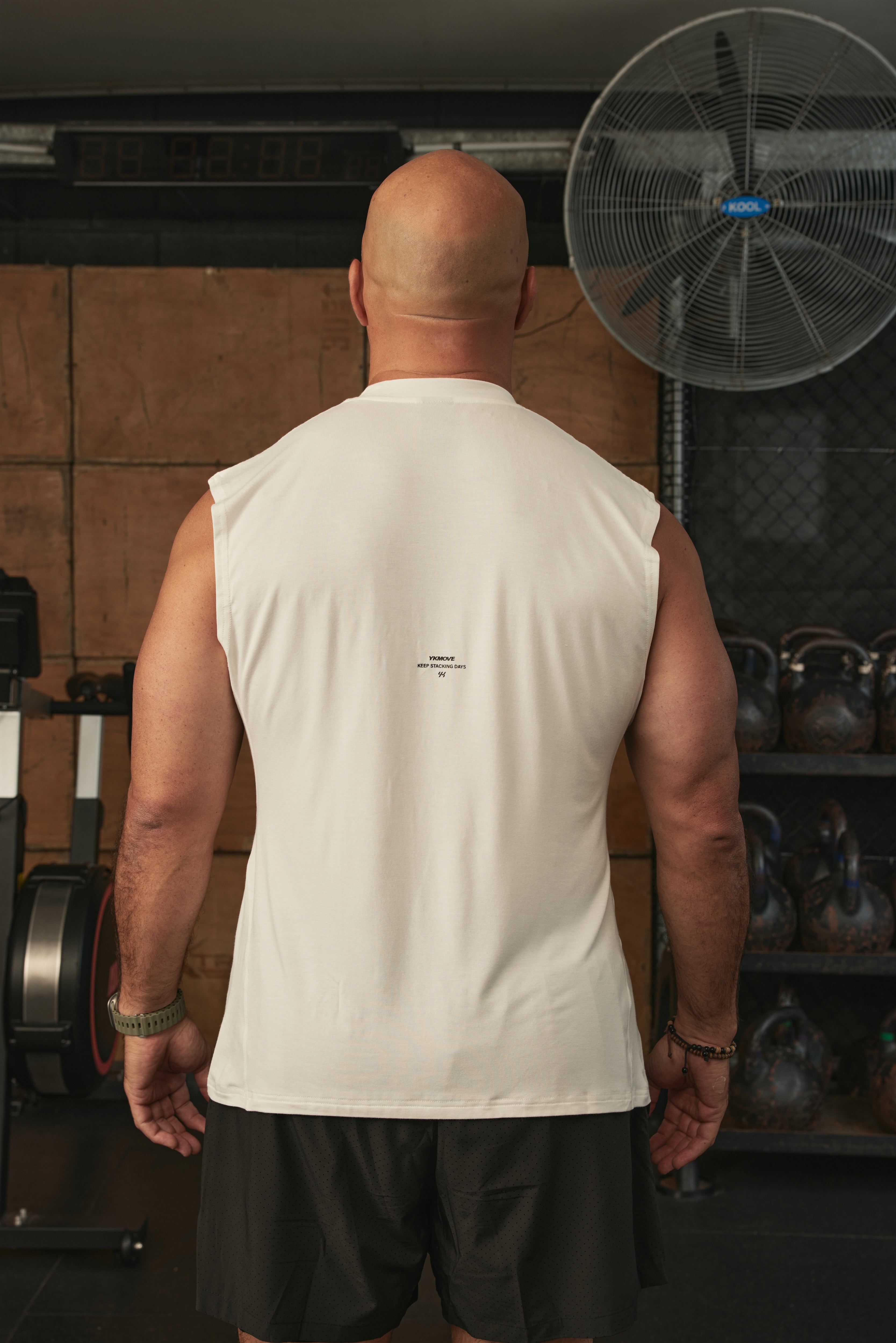 YK Move Flow Tank | White