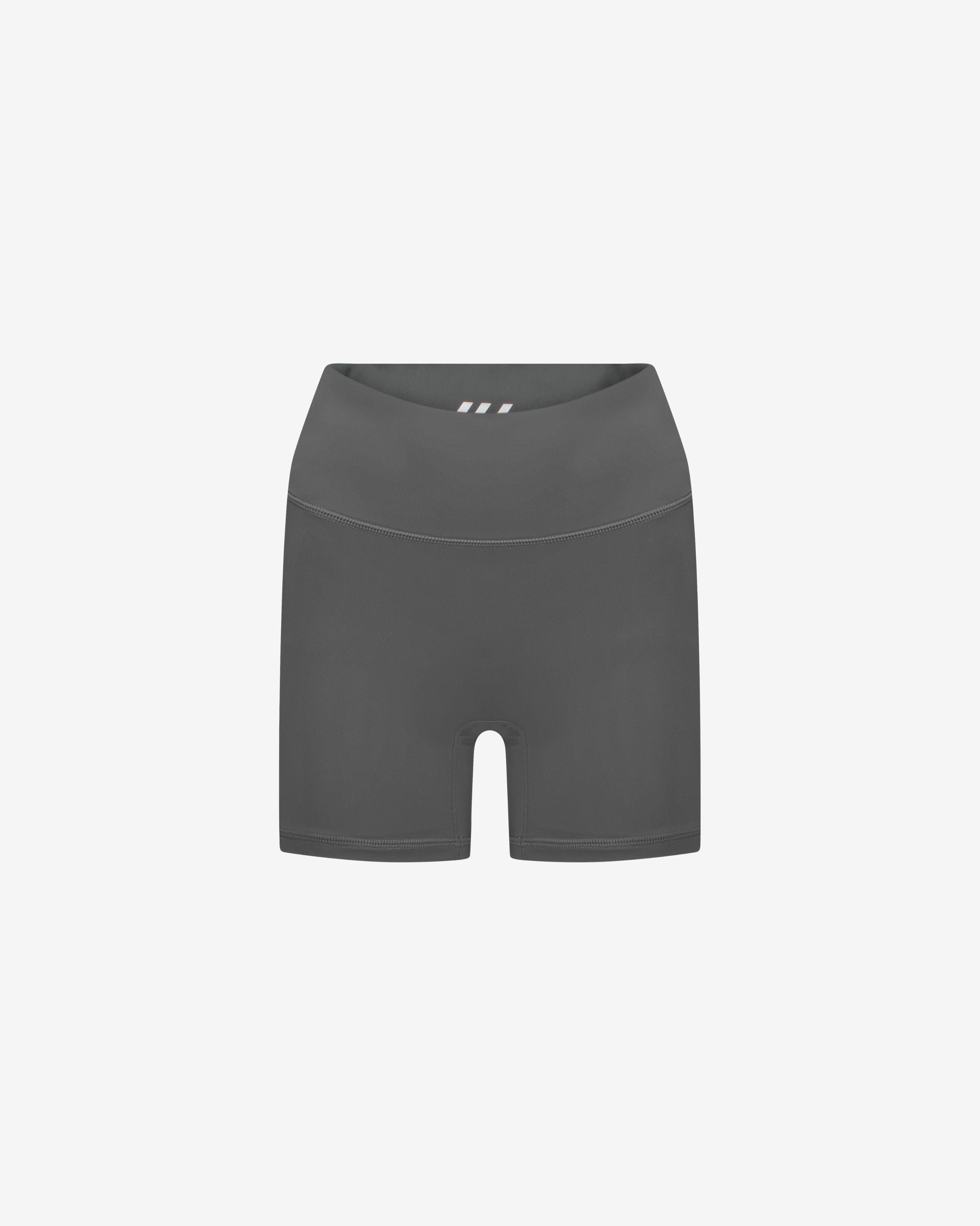 YK Move Sculpt 5" Shorts | Charcoal