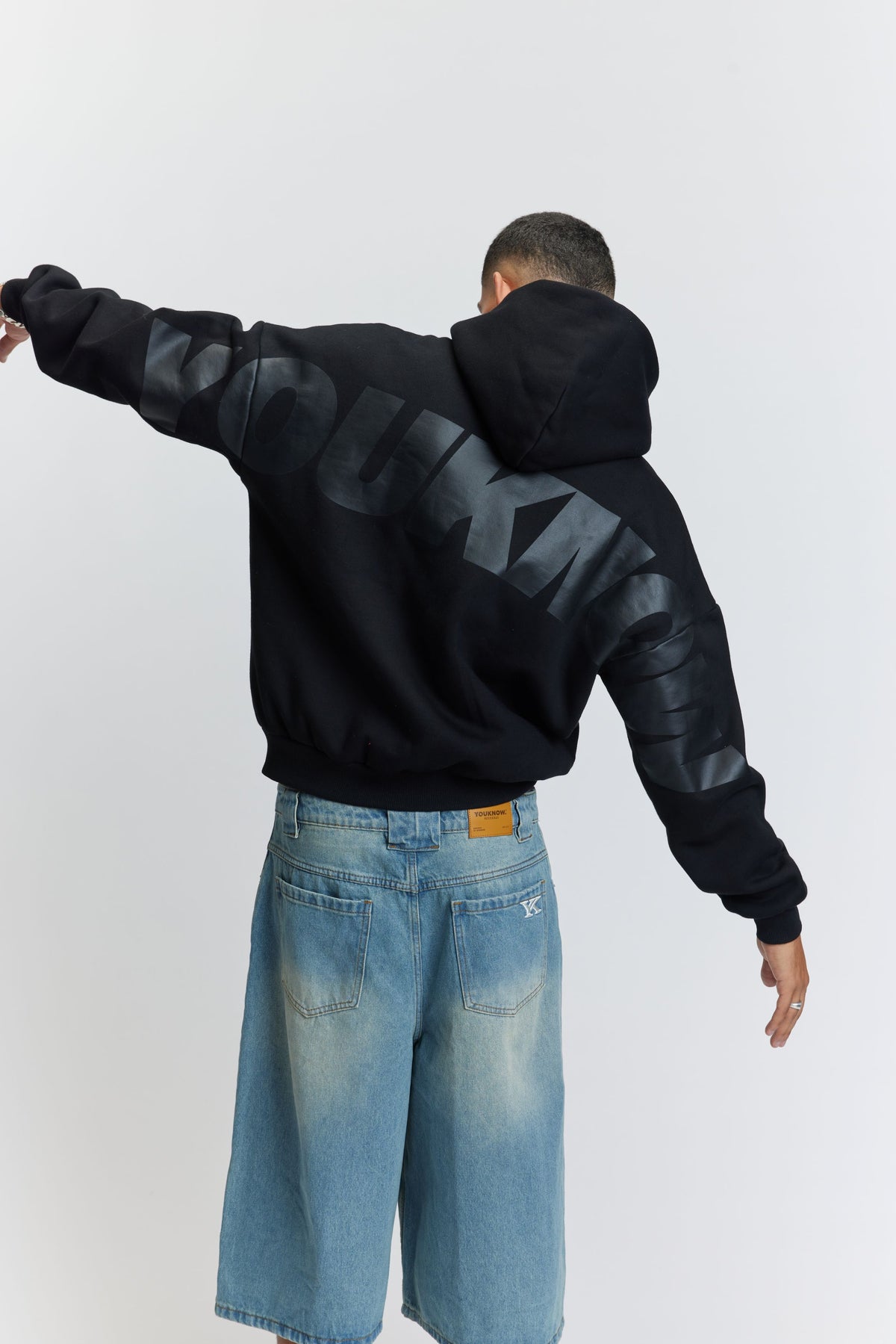 Big Back Hoodie | Black/Black-1