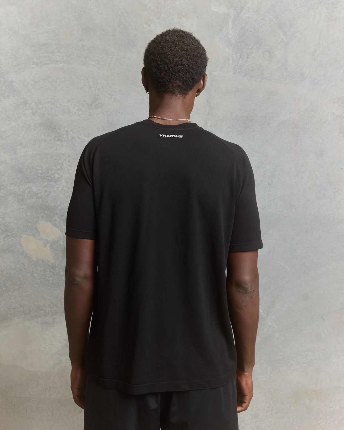 YK Move Fitted SS Tee | Black-5