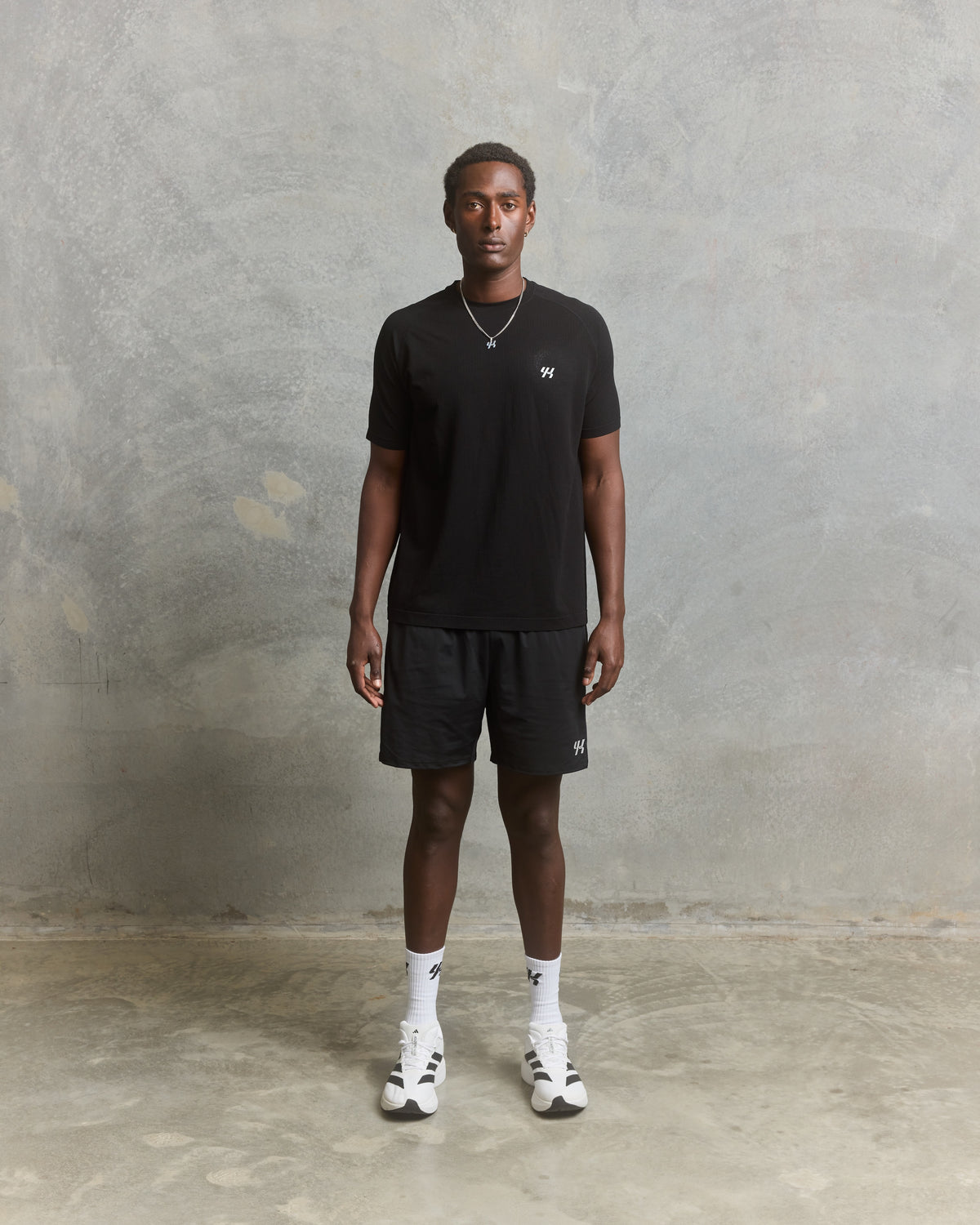 YK Move Fitted SS Tee | Black-3