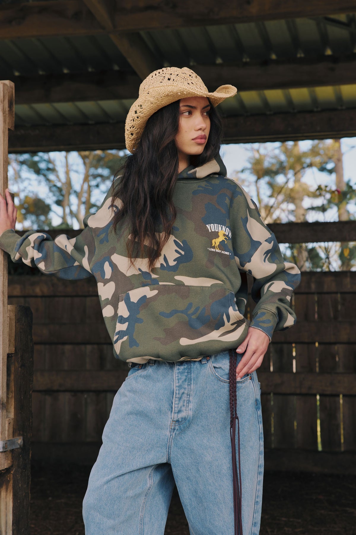 Stallion Box Vintage Hoodie | Camo-4