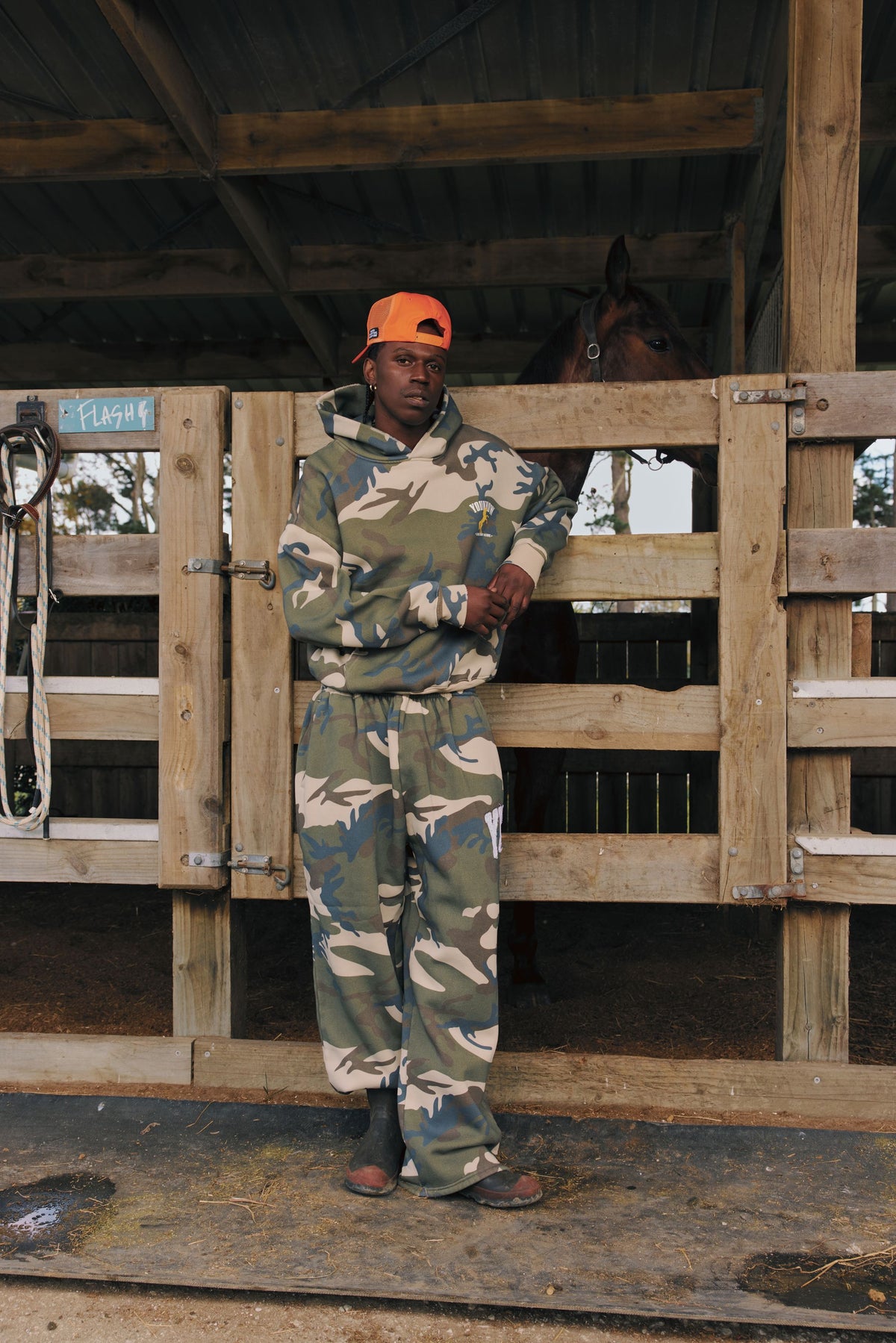 Stallion Box Vintage Hoodie | Camo-3