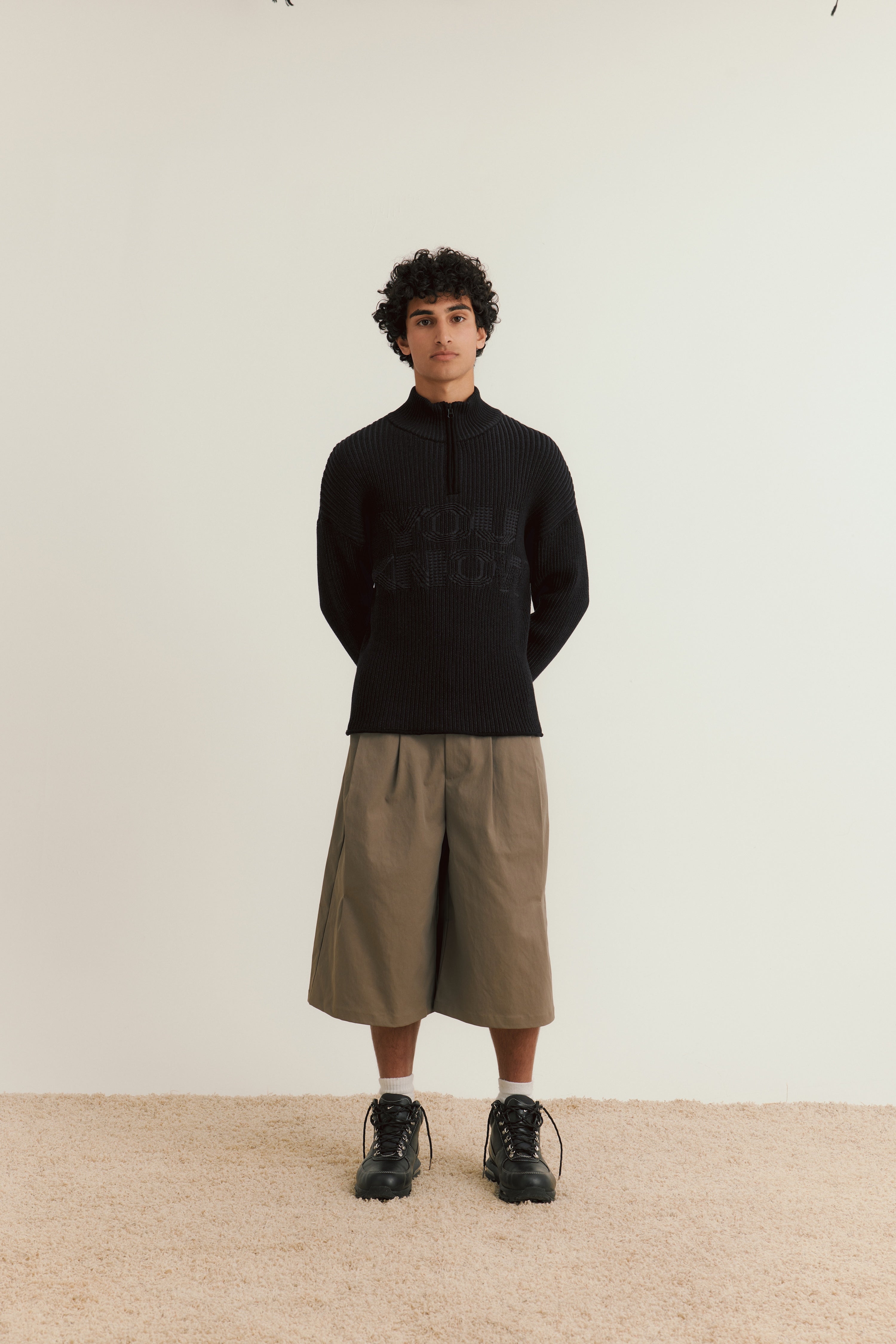 Rib Knit Quarter Zip | Black